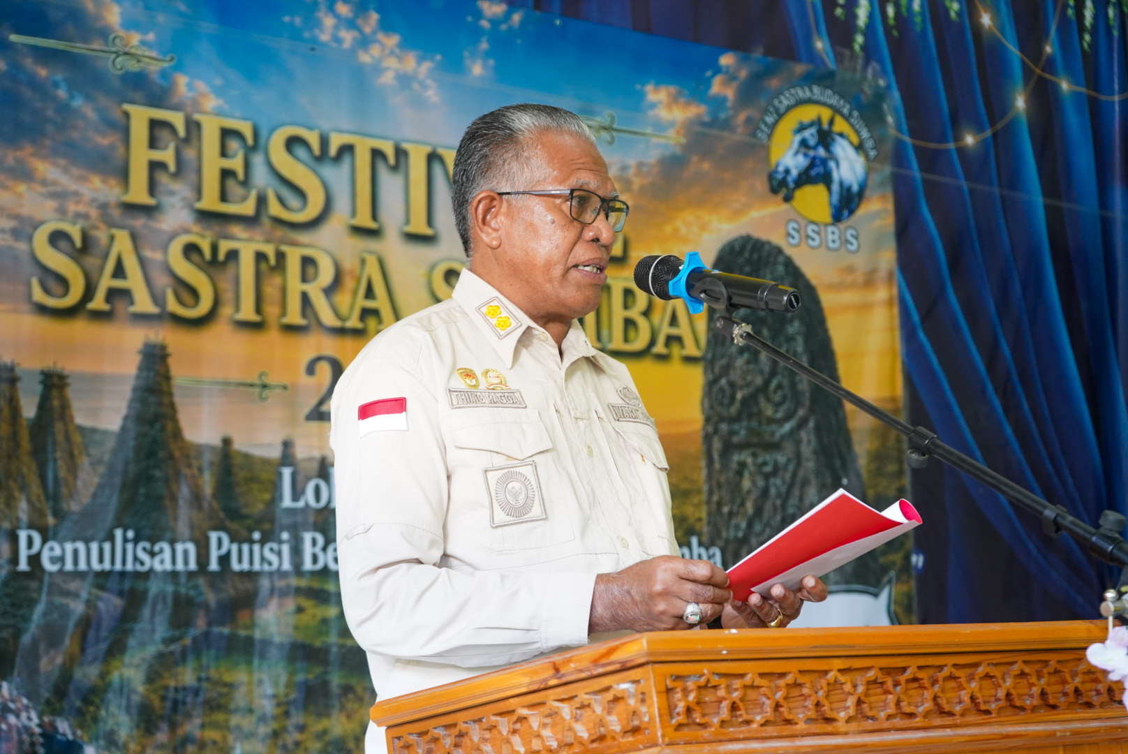 Wakil Bupati Sumba Barat Buka Festival Sastra Sumba 2026, Dorong Pelestarian Sastra dan Tradisi Sumba